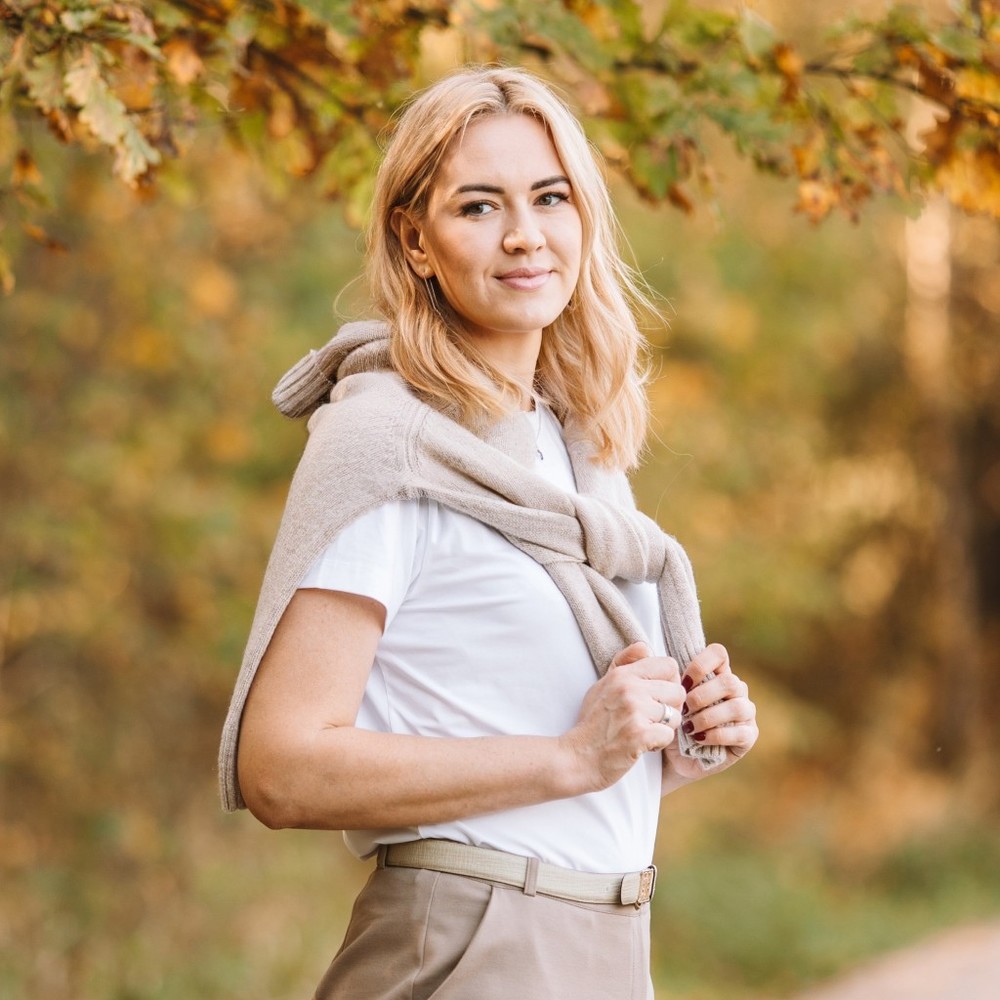 Meet your Posher, Alice